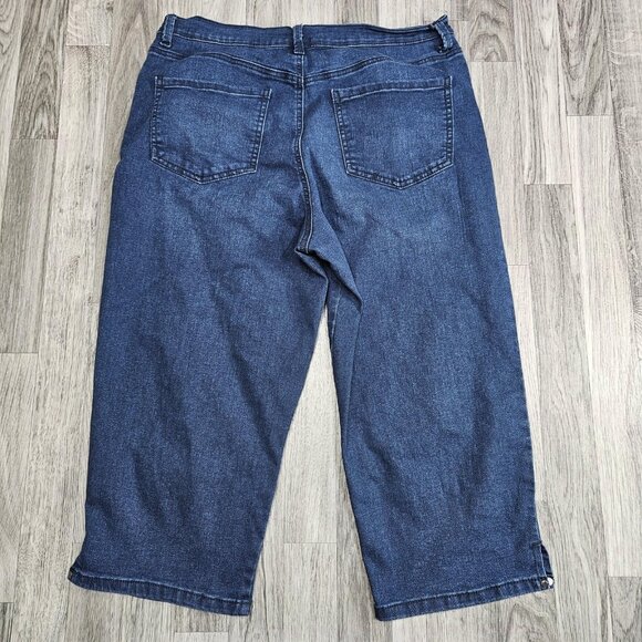 Gloria Vanderbilt Jeans Womens 14 Amanda All Around Slimming Denim Capri - Picture 2 of 12